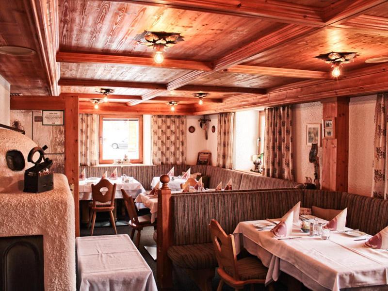 Hotel Valisera Galtuer Ngoại thất bức ảnh