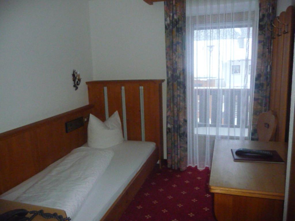 Hotel Valisera Galtuer Phòng bức ảnh