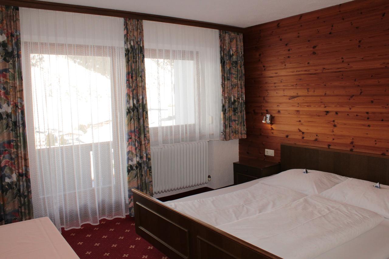 Hotel Valisera Galtuer Ngoại thất bức ảnh
