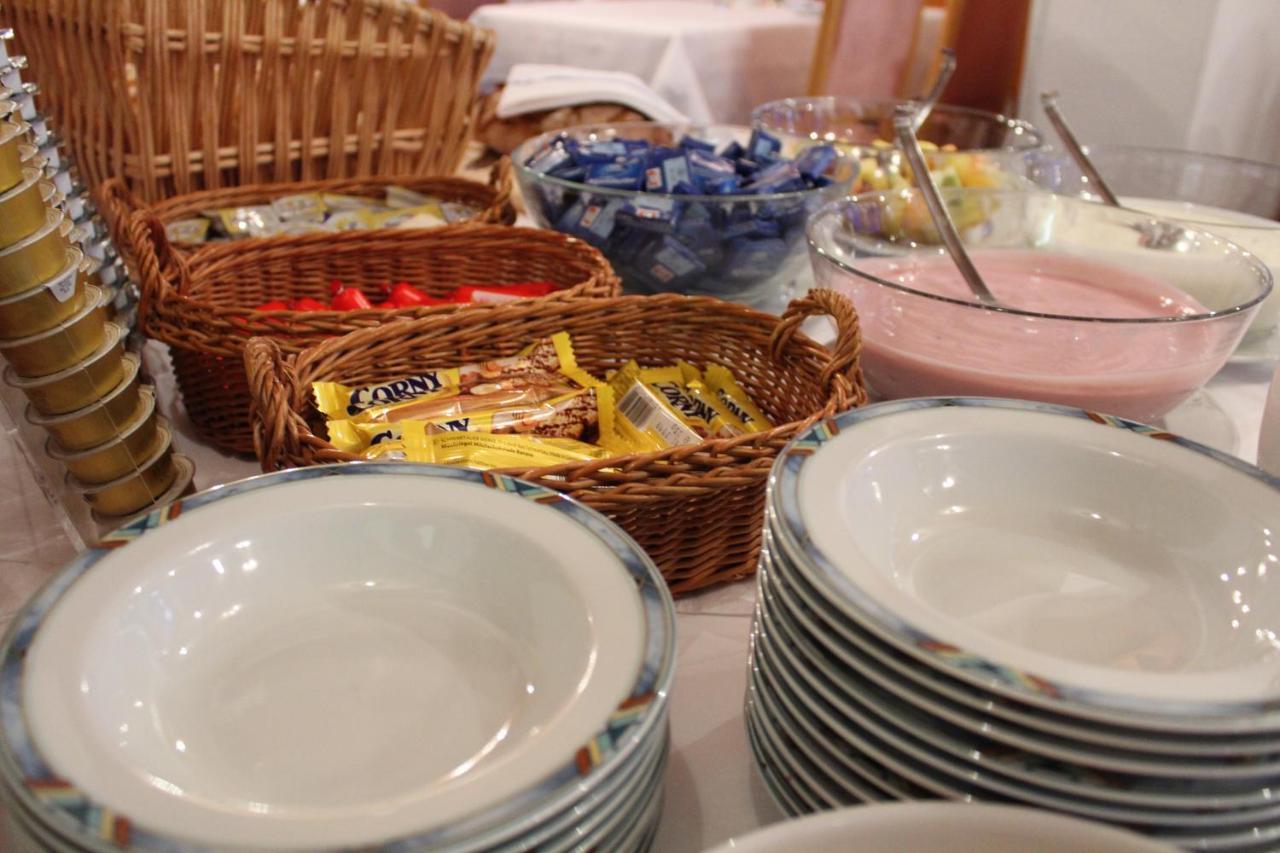 Hotel Valisera Galtuer Ngoại thất bức ảnh